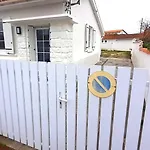 Maison Pour 2 A 4 Personnes Avec Jardin Proche De La Et Des Commerces Holiday home