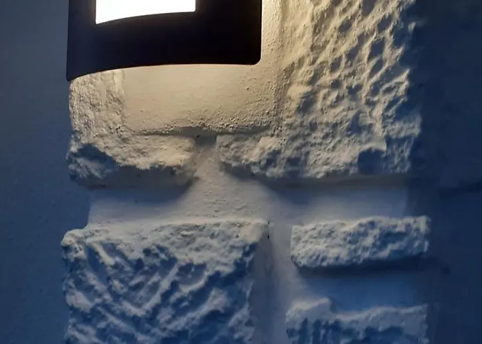 Maison Pour 2 A 4 Personnes Avec Jardin Proche De La Et Des Commerces * Royan