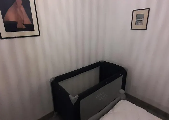 Maison Pour 2 A 4 Personnes Avec Jardin Proche De La Et Des Commerces Feriehus