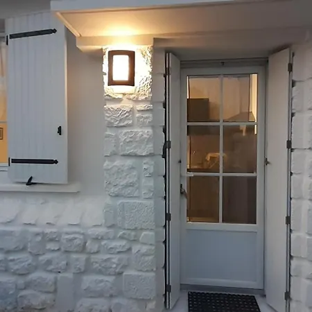 Maison Pour 2 à 4 Personnes Avec Jardin Proche De La Et Des Commerces Casa vacanze