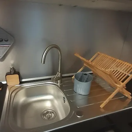 Maison Pour 2 à 4 Personnes Avec Jardin Proche De La Et Des Commerces *