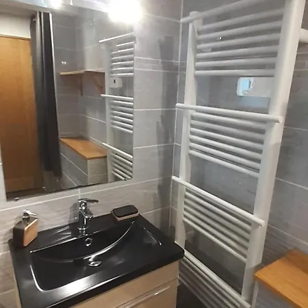 Maison Pour 2 à 4 Personnes Avec Jardin Proche De La Et Des Commerces Casa vacanze Royan