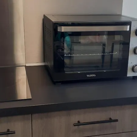 Maison Pour 2 A 4 Personnes Avec Jardin Proche De La Et Des Commerces *