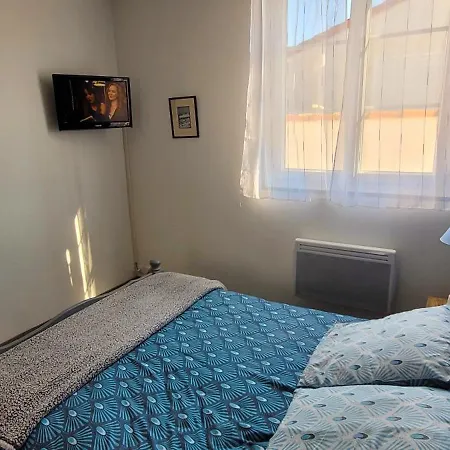 Maison Pour 2 à 4 Personnes Avec Jardin Proche De La Et Des Commerces Casa vacanze Royan