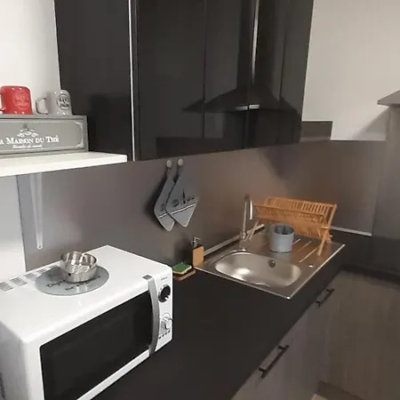 Maison Pour 2 A 4 Personnes Avec Jardin Proche De La Et Des Commerces Holiday home *